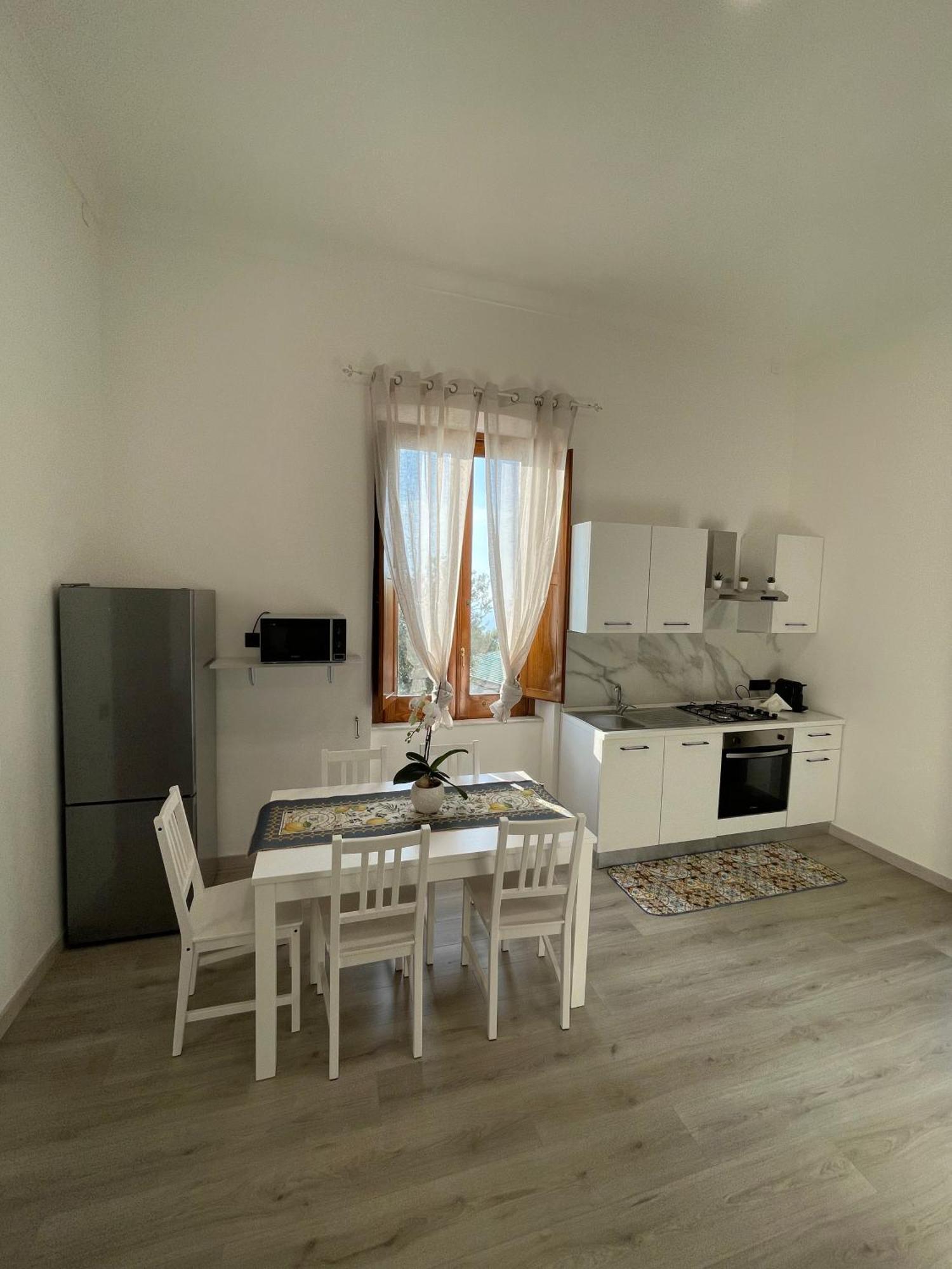 Liparulo Holiday House ماسّا لوبْرينسِ المظهر الخارجي الصورة